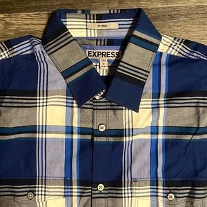 🏵️2/$14 🏵️ Express mens button down